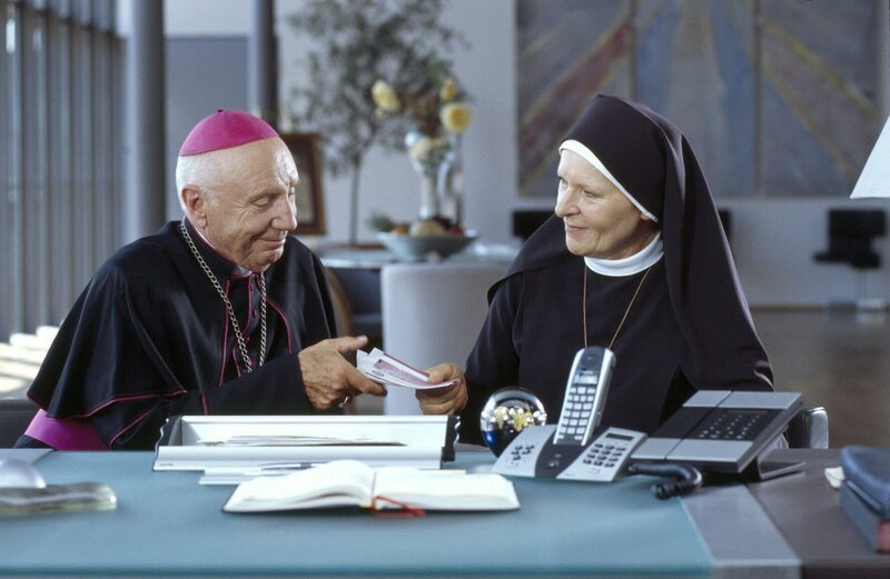 Horst Sachtleben (Bischof Rossbauer), Rosel Zech (Oberin Elisabeth Reuter). – Bild: ORF 2