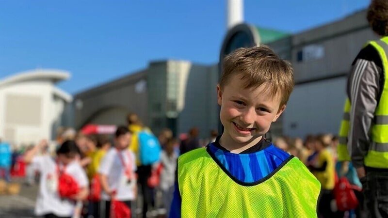 Henry läuft Zehntel-Marathon 2 – Bild: rbb/​Wibke Schneider