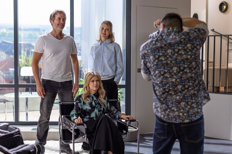 V.l.: Jori (Guido Broscheit), Patrizia (Miriam Lahnstein), Stella (Bettine Langehein), Easy (Lars Steinhöfel) – Bild: RTL