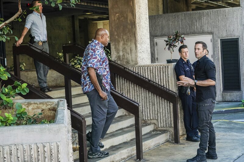 (v.l.n.r.) Danny Williams (Scott Caan); Lou Grover (Chi McBride); Steve McGarrett (Alex O’Loughlin) – Bild: 2019 CBS Broadcasting, Inc. All Rights Reserved /​ Karen Neal Lizenzbild frei