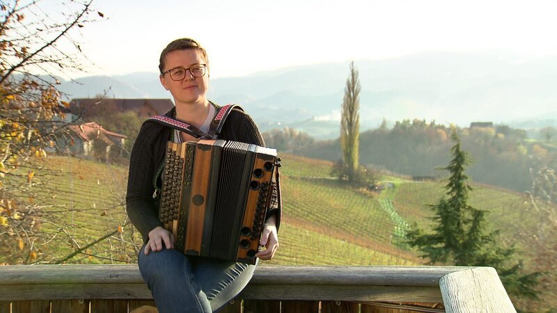 Johanna Dumpfart, Musikerin. – Bild: ORF/​pre tv
