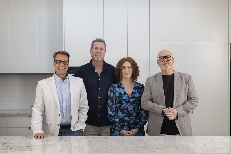(v.l.n.r.) Andrew Winter; Brett; Anita; Neale Whitaker – Bild: Foxtel Management Pty Limited and Beyond Entertainment Limited