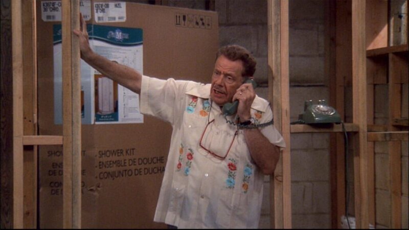 Arthur (Jerry Stiller) will unbedingt ein eigenes Badezimmer … – Bild: RTL II