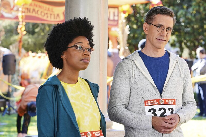 Kasie Hines (Diona Reasonover, l.); Jimmy Palmer (Brian Dietzen, r.) – Bild: CBS Broadcasting, Inc.