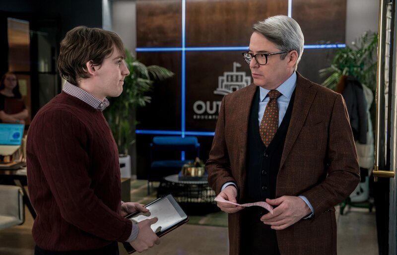 Pictured (L-R): James Wilkie Broderick as Carl and Matthew Broderick as Lawrence Grey – Bild: Michael Parmelee /​ CBS