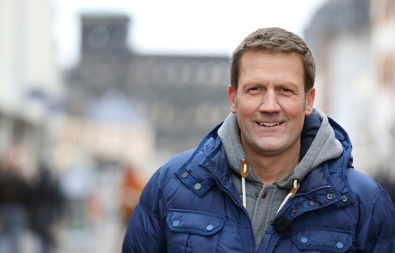 Moderator Jens Hübschen. – Bild: SWR/​Thomas Keck