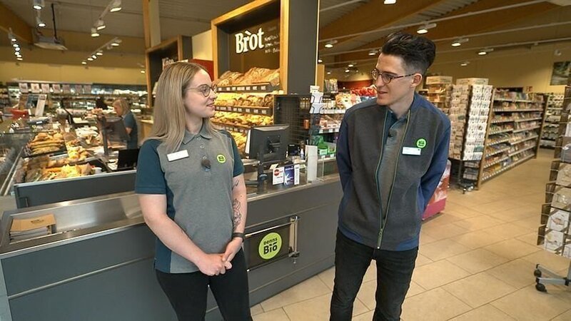 Emilie und Christoph  +++ – Bild: RTL /​ Denns Biomärkte