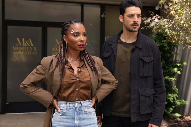 Gabi Mosely (Shanola Hampton) und Dhan Rana (Karan Oberoi) – Bild: RTL