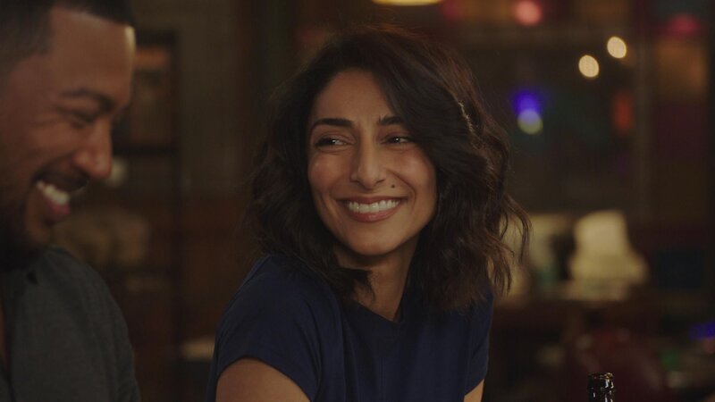 Quentin Carter (Charles Michael Davis, l.); Hannah Khoury (Necar Zadegan, r.) – Bild: CBS Broadcasting Inc. /​ Sam Lothridge