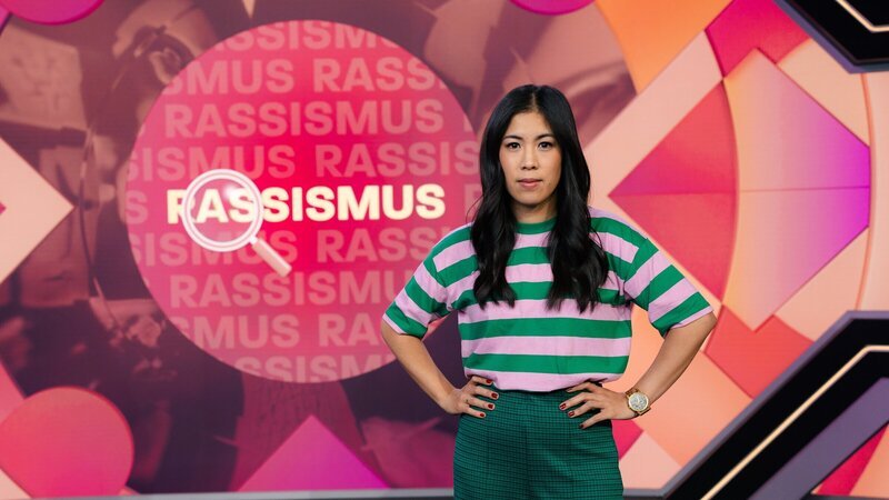 In der ersten Folge der Herbststaffel von MAITHINK X beschäftigt sich Mai Thi Nguyen-Kim mit dem Thema „Rassismus wissenschaftlich geprüft“. – Bild: ZDF