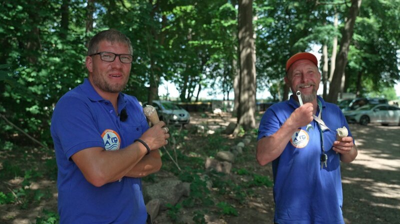 Christoph und Olli, Männer für alle Fälle. – Bild: NDR/​Hanse TV