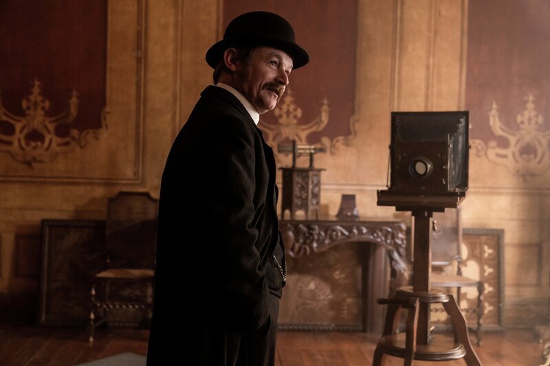 Frederick Regan (Aidan O’Hare) – Bild: ZDF