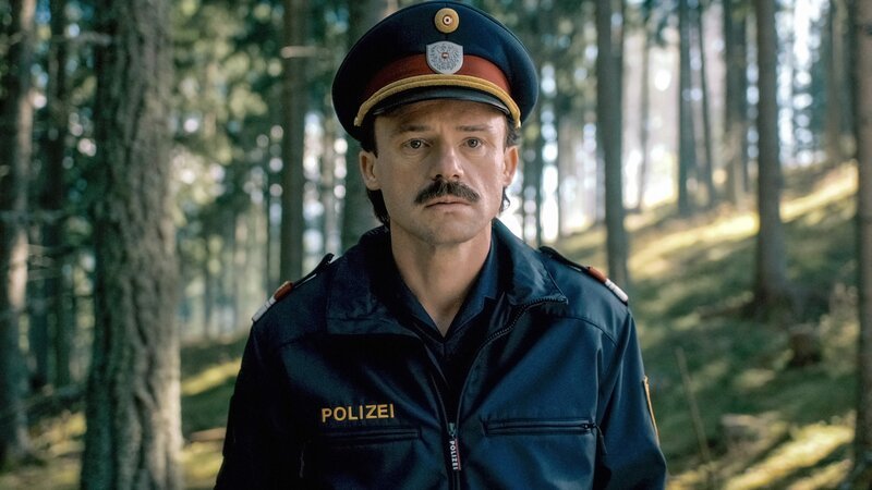Hannes Muck (Gerhard Liebmann). – Bild: ORF 1