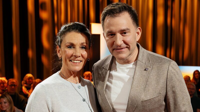 Maria Walliser und Sascha Ruefer – Bild: SRF/​Lars Epting /​ VIDEOTEAM