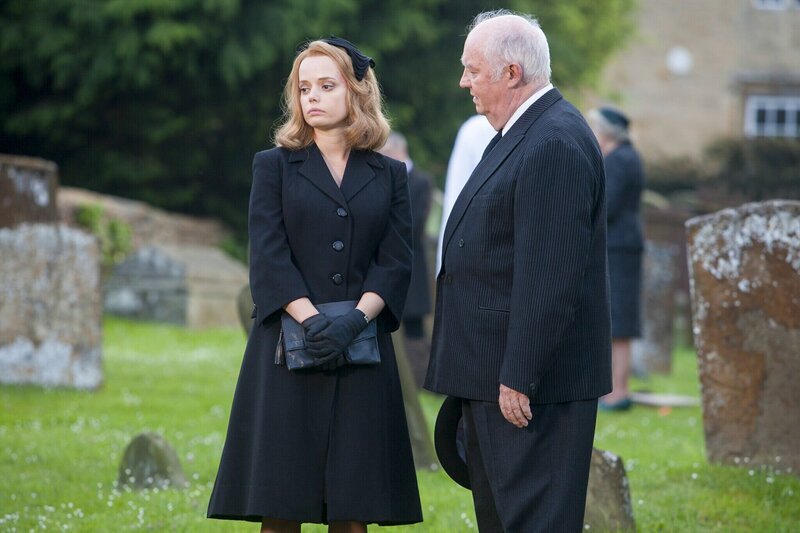 Alice Henley (Alice Armstrong), David Calder (Sir Aaron Armstrong). – Bild: ORF/​BBC/​Gary Moyes