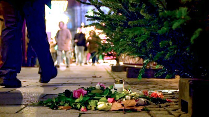 Erinnerung auf dem Magdeburger Weihnachtsmarkt 2025. – Bild: MDR