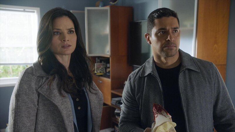 Jessica Knight (Katrina Law, l.); Nick Torres (Wilmer Valderrama, r.) – Bild: Kabel Eins