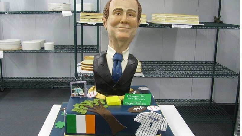 Regis cake. – Bild: TLC