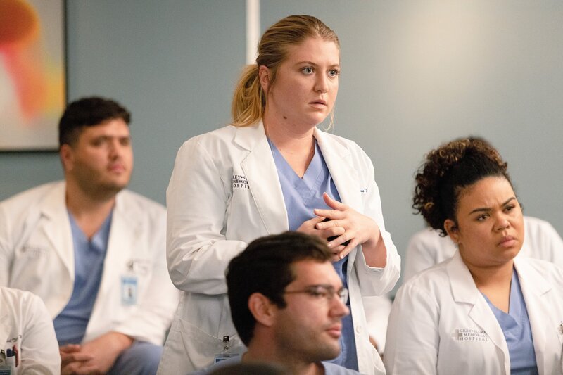 Jaicy Elliot (Dr. Taryn Helm). – Bild: ORF/​Disney/​ABC/​Liliane Lathan