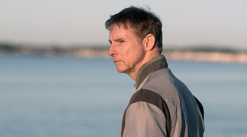 Max Goodman (Paul Thorny). – Bild: WDR/​All3Media International