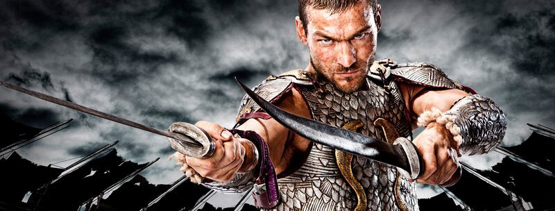 Als sich der thrakische Heeresführer Spartacus (Andy Whitfield) im Krieg gegen die Daker weigert, weiterhin für die Römer zu kämpfen, weil der römische Befehlshaber Claudius Glaber wortbrüchig wurde, unterschreibt er sein eigenes Todesurteil … – Bild: Spartacus: Blood and Sand Starz Entertainment, LLC