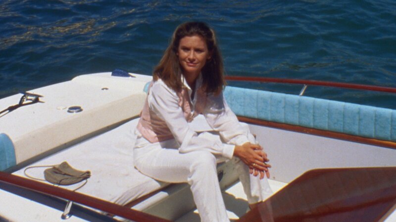 Laura Holt (Stephanie Zimbalist) – Bild: RTL