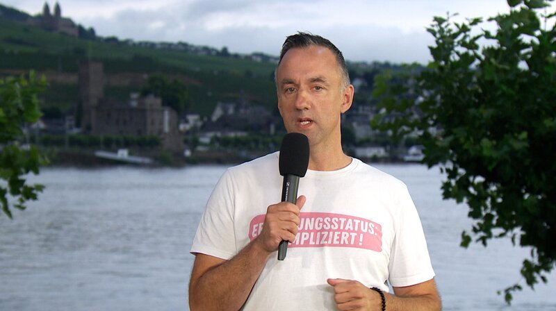 Wenn Kinder in die Pubertät kommen, haben Eltern nichts mehr zu lachen? Von wegen: Comedian und Familiencoach Matthias Jung zeigt, warum „Chill mal“ – der Name seines neuen Programms – und Humor hier das beste Rezept sind. Denn am Ende der Geduld ist noch viel Pubertät übrig. – Bild: SWR