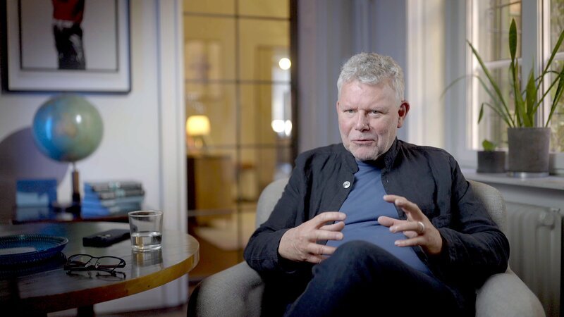 Jan Arnald, als Krimiautor weltweit bekannt unter dem Namen Arne Dahl. – Bild: Roman Litschke /​ ZDF