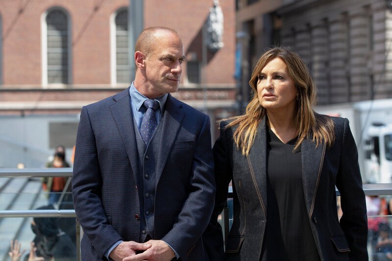 (l-r) Christopher Meloni as Detective Elliot Stabler, Mariska Hargitay as Captain Olivia Benson – Bild: RTL