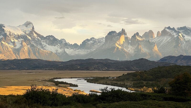 Die Torres del Paine. – Bild: NDR /​ Eike Marquardt