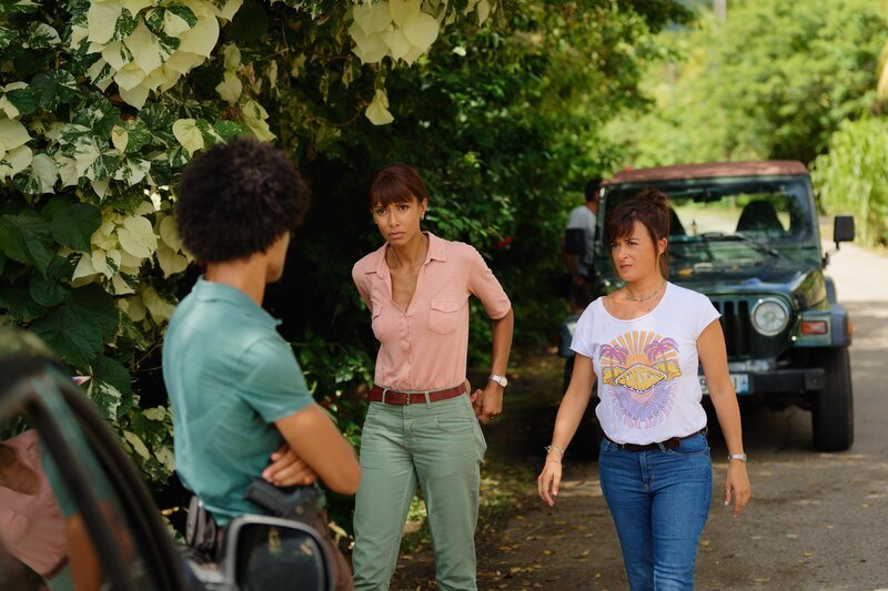 (v.l.n.r) Aurélien Charlery (Julien Béramis); Mélissa Sainte-Rose (Sonia Rolland); Gaëlle Crivelli (Béatrice de la Boulaye – Bild: Steavy MA Photography /​ Steavy