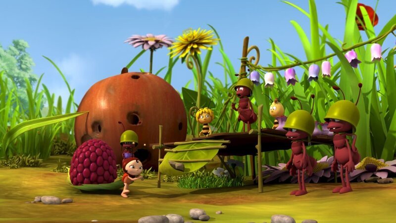 Lara hat sich das Himbeerfest anders vorgestellt. – Bild: ZDF/​Studio100 Animation