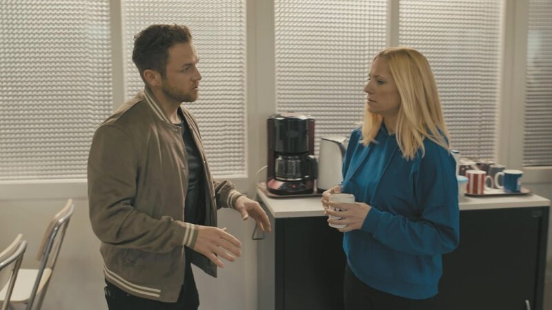 Philipp Stehler (l.); Charlotte Fuchs (r.) – Bild: SAT.1