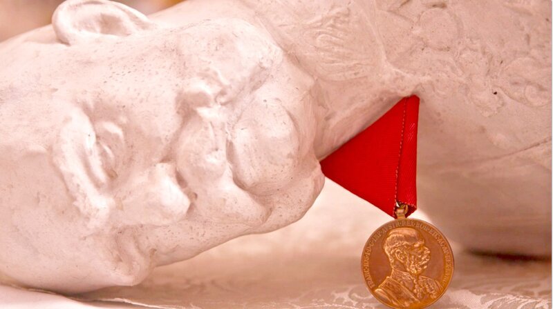 Habsburgs Allüren. – Bild: ORF /​ Papke Film