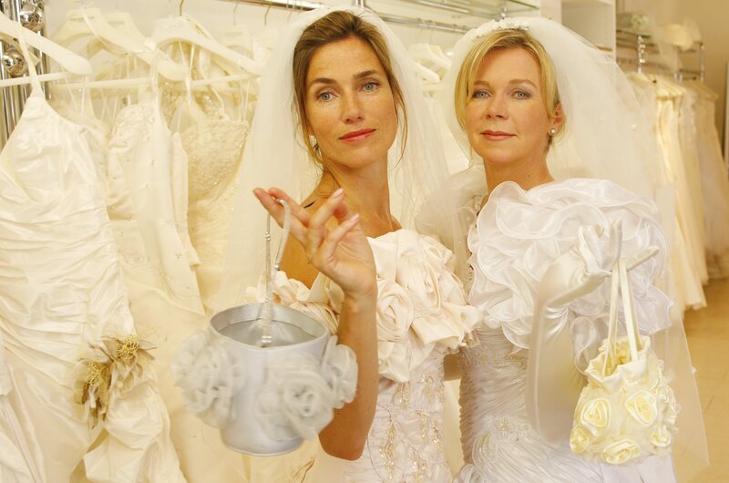 Helena – Julia Bremermann; Antonia – Marion Kracht – Bild: ZDF /​ Magdalena Mate