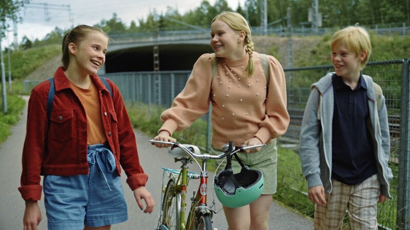 Lelle (Vilma Marttinen), Lumi (Mai Aalto) und Susi (Silmu Ståhlberg) – Bild: KiKA/​Yle