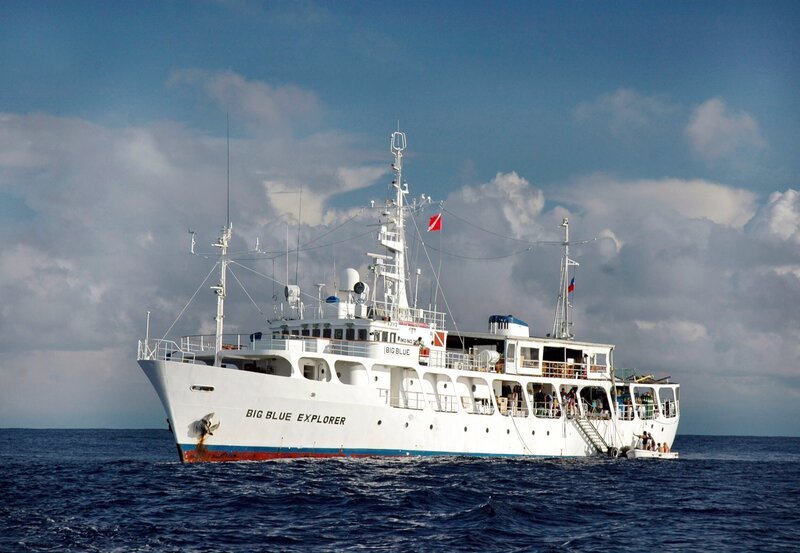 Fünf Wochen lang ist die Big Blue Explorer das Zuhause von 30 Wissenschaftlern, Kameraleuten und Spezialtauchern. Vier Quadratmeter für zwei Personen – nicht gerade eine Luxuskreuzfahrt. – Bild: BR