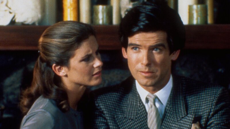 Laura Holt (Stephanie Zimbalist) und Remington Steele (Pierce Brosnan) – Bild: RTL