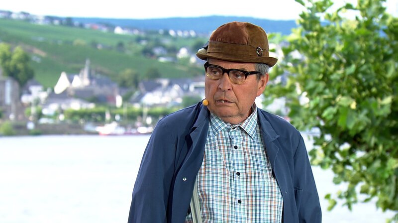 Nichts ist so schräg und lustig wie der ganz normale Alltag. Zumindest im Leben vom Begge Beder. In diesem Comedy-Spezial erzählt der bekannteste Hausmeister der Region Geschichten seines alltäglichen Wahnsinns. – Bild: SWR