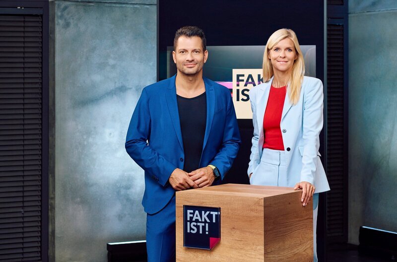 Moderator Stefan Bernschein und Moderatorin Susann Reichenbach – Bild: MDR/Hagen Wolf Moderator Stefan Bernschein und Moderatorin Susann Reichenbach – Bild: MDR/Hagen Wolf