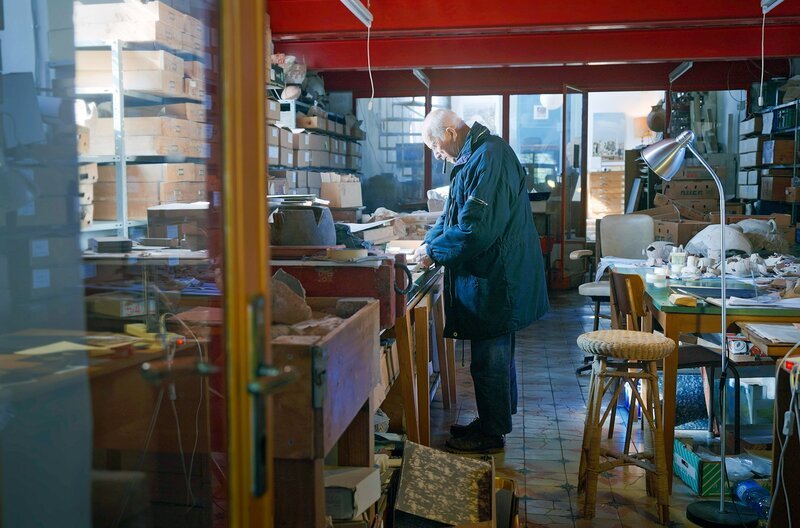 Der Archäologe Jean-Baptiste Humbert: Seit ihrer Entdeckung geben die Schriftrollen vom Toten Meer der Welt Rätsel auf. – Bild: ZED