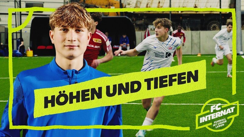 Robin besucht das Fußballinternat des FC Hansa Rostock. – Bild: KiKA/​hr/​Tobias Schütze