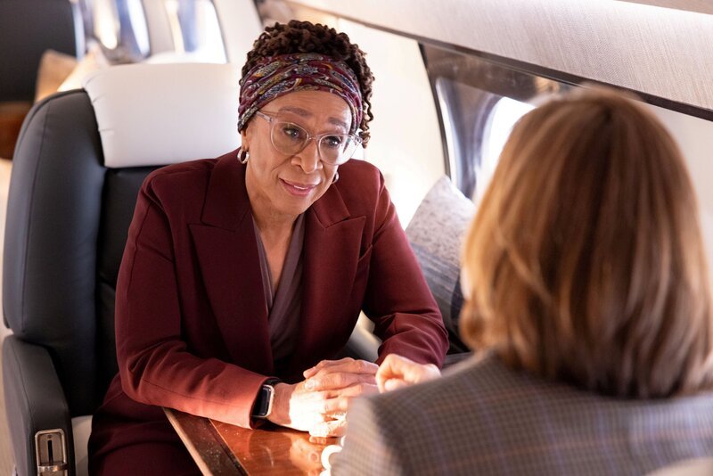 CHICAGO MED -- „Spill Your Guts“ Episode 1112 -- Pictured: S. Epatha Merkerson as Sharon Goodwin – Bild: NBC /​ George Burns Jr
