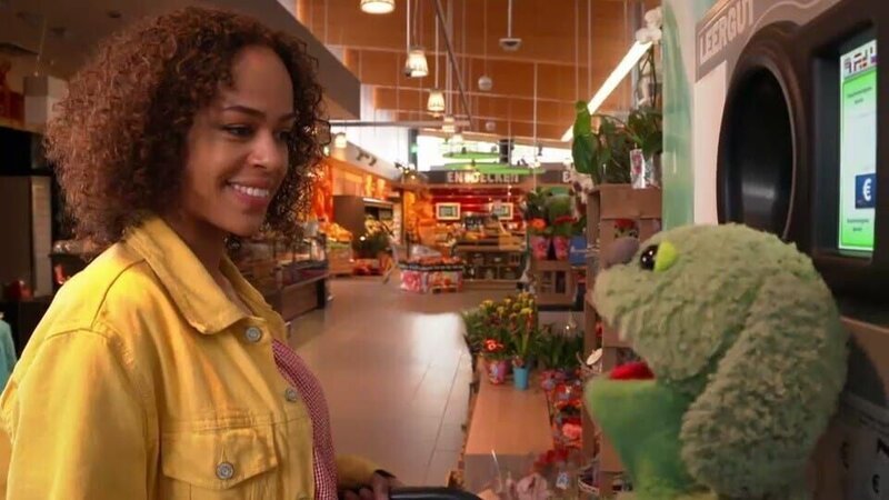 Knolle macht sich heute auf Entdeckungsreise zum Supermarkt. – Bild: Kinderkanal