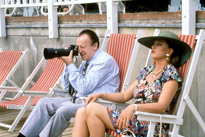Eddi Arent (Dr. Willibald Kalk), Cleo Kretschmer (Antje Kalk). – Bild: ORF 2