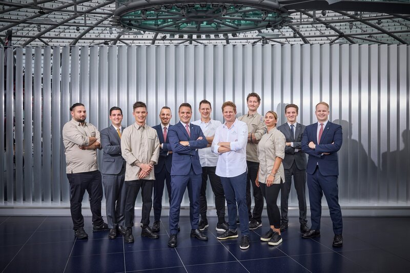 Ikarus Team – Bild: Red Bull Hangar-7 /​ Helge Kirchberger /​ www.redbullmediahouse.com /​ Helge Kirchberger Photography /​ Red Bull Content Pool