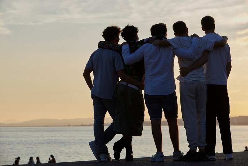Fünf Jungs ohne Eltern in Nizza – das Abenteuer beginnt! – Bild: ZDF/​ROMERO JEAN FRANCOIS