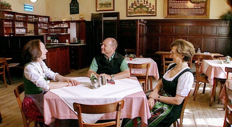 Harry Prünster im Gasthof Gerbl in Neumarkt am Wallersee. – Bild: ORF
