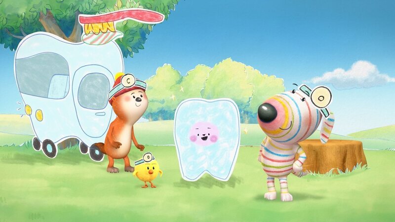 Zahnarzt Dylan (r.) und seine Kollegen Ozzy (l.) und Bitsy (2.v.l.) kümmern sich um Patientin Daisy (2.v.r.), die sich im Spiel in einen riesigen Zahn verwandelt hat. – Bild: ZDF