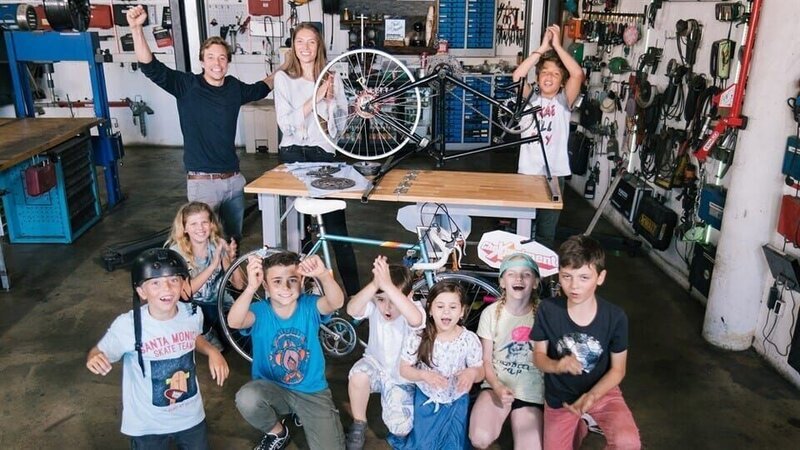 Eine Turbo-Maschine?! 1 – Bild: BR/​Hans-Florian Hopfner/​KiKA